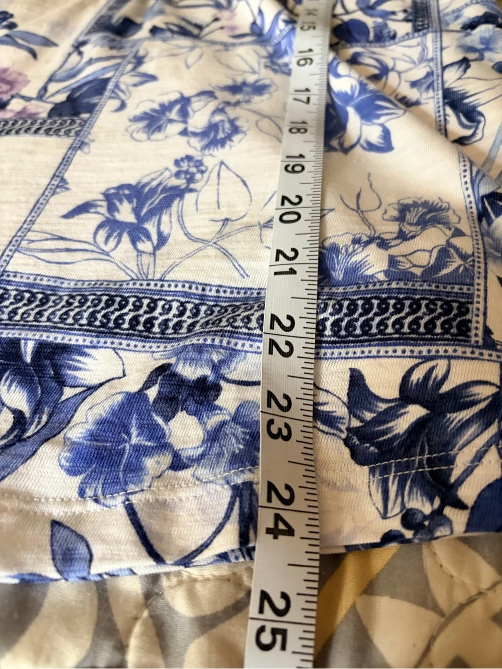 NWT Chicos Cotton Printed Billow Sleeve Patchwork Blouse, size 1, medium